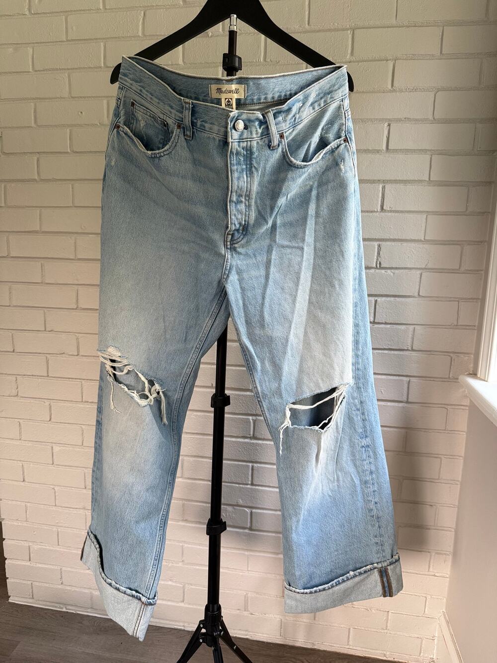 MADEWELL Low Slung Baggy Jeans Light Wash Distressed Wide Leg Cuffed Sz 30